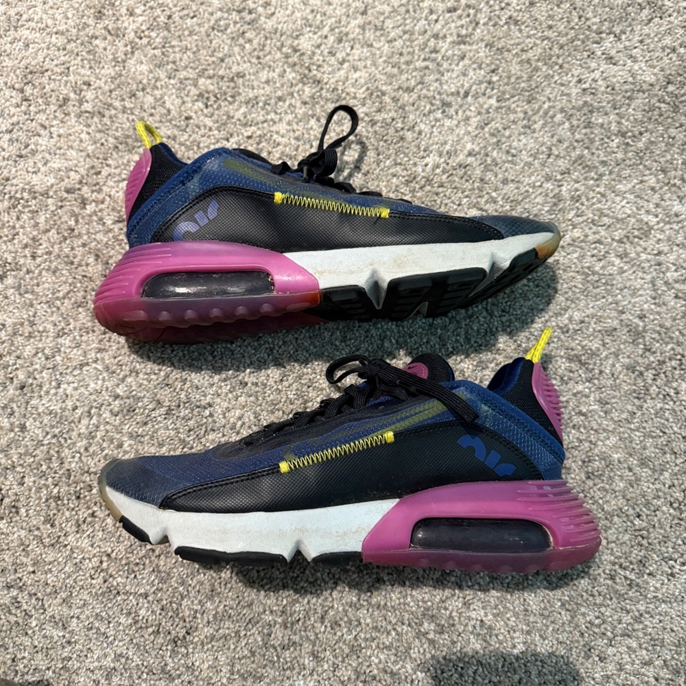Nike Air Max 2090 Black and Purple Sneakers